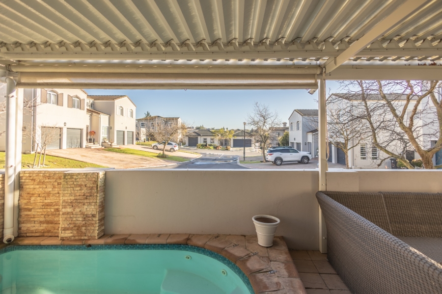 3 Bedroom Property for Sale in Avalon Estate Western Cape